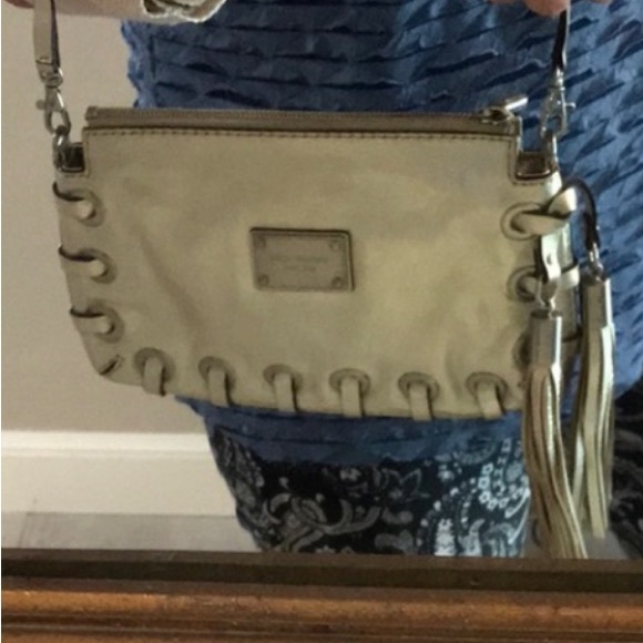 Michael Kors clutch bag. Very nice bag! Gold - Picture 2 of 16